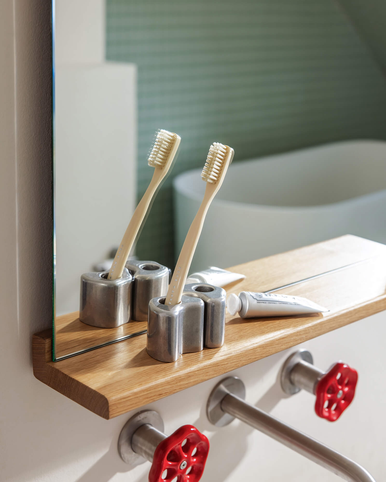 Lun Wall Mirror - 29.53 × 19.69 in