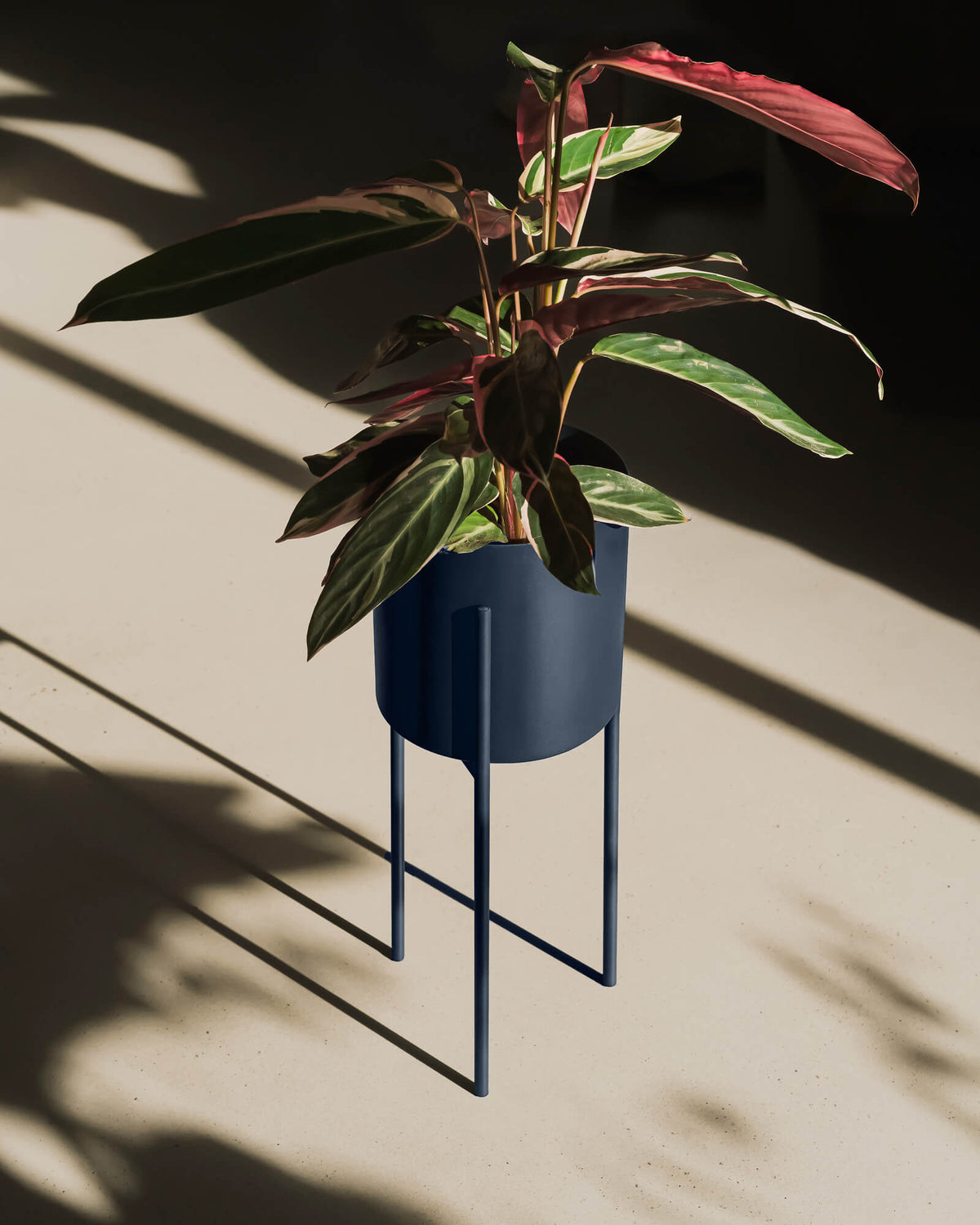 black raised plant pot Maki Plant Pot Tall - indoor & outdoor, black pot, 20 cm