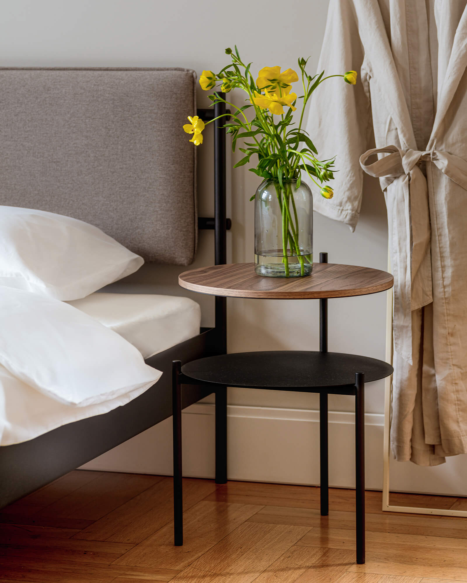 Tu Bedside Table