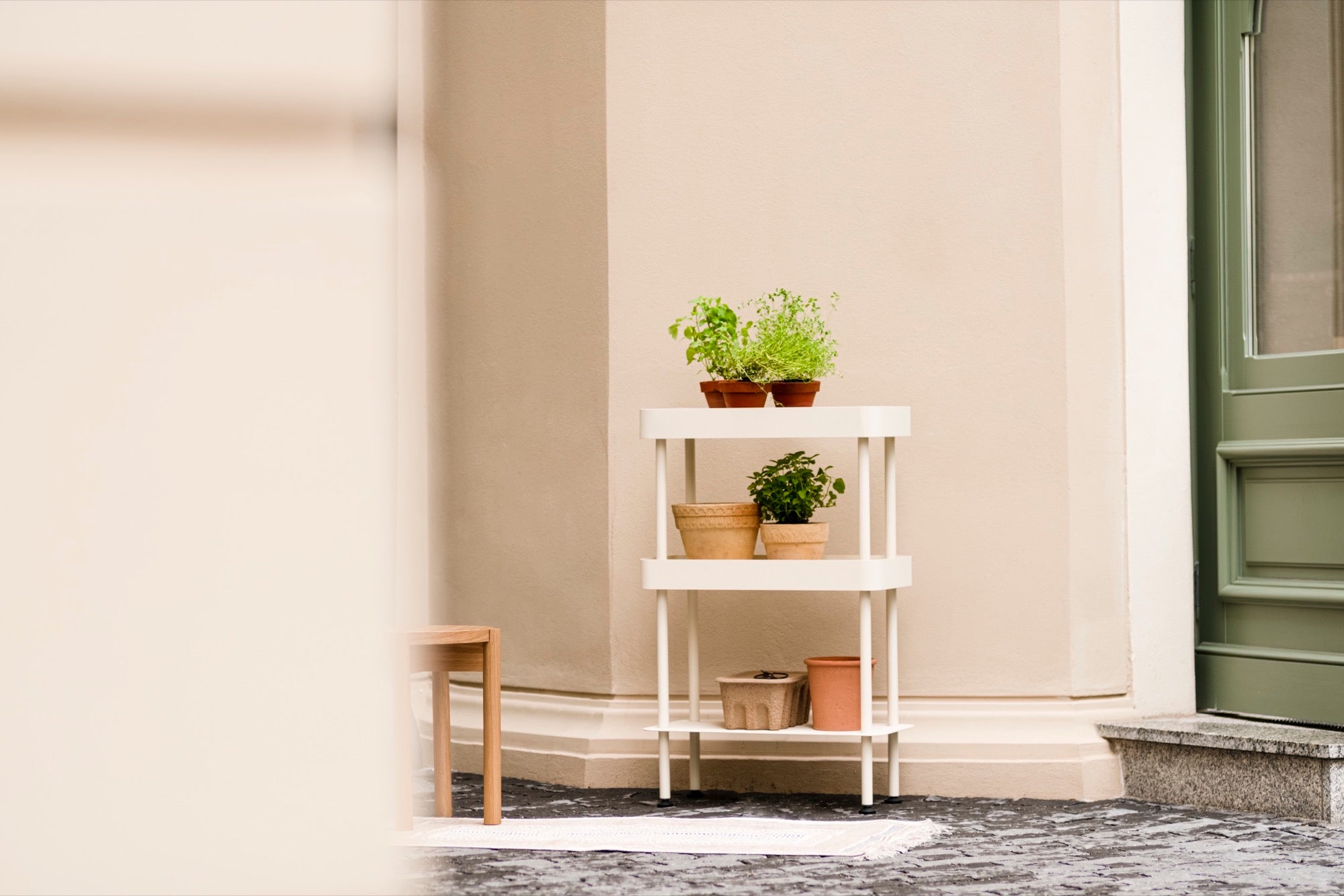 Nolle Console Table 3-tier